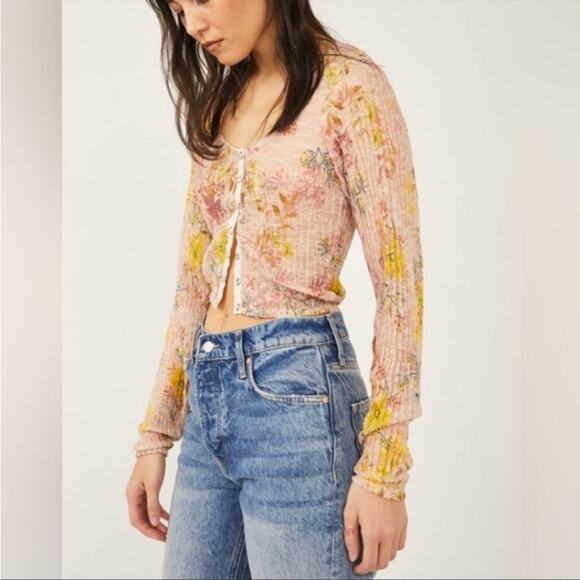Free People Angelina Light Combo Pink Floral Sheer Lace Snap Top SZ M - Picture 4 of 14